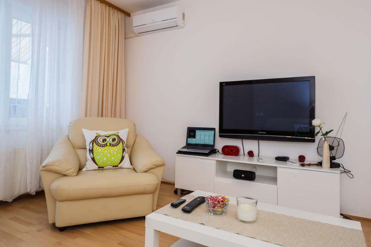 Apartman Lucija Kastela Ngoại thất bức ảnh