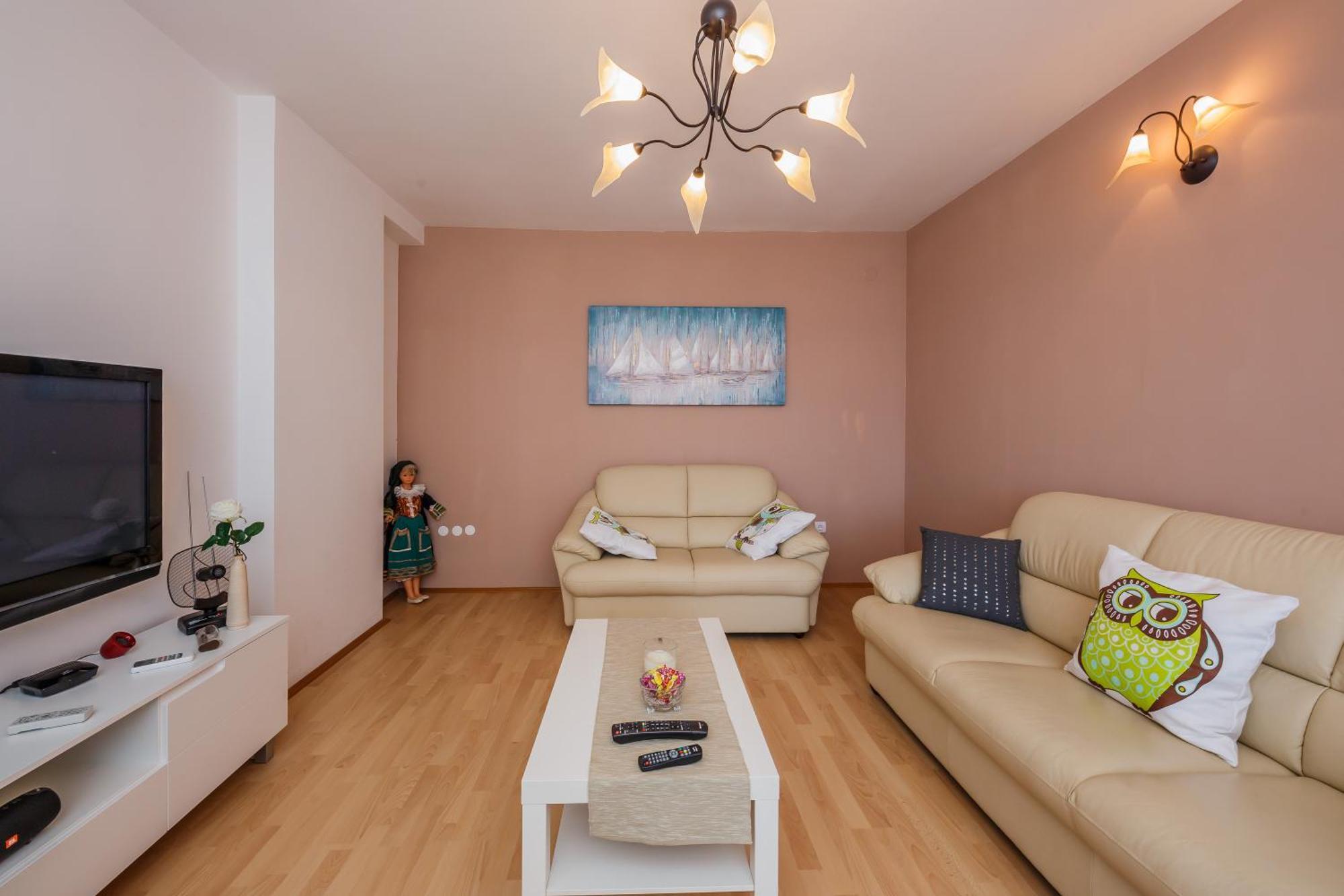 Apartman Lucija Kastela Ngoại thất bức ảnh